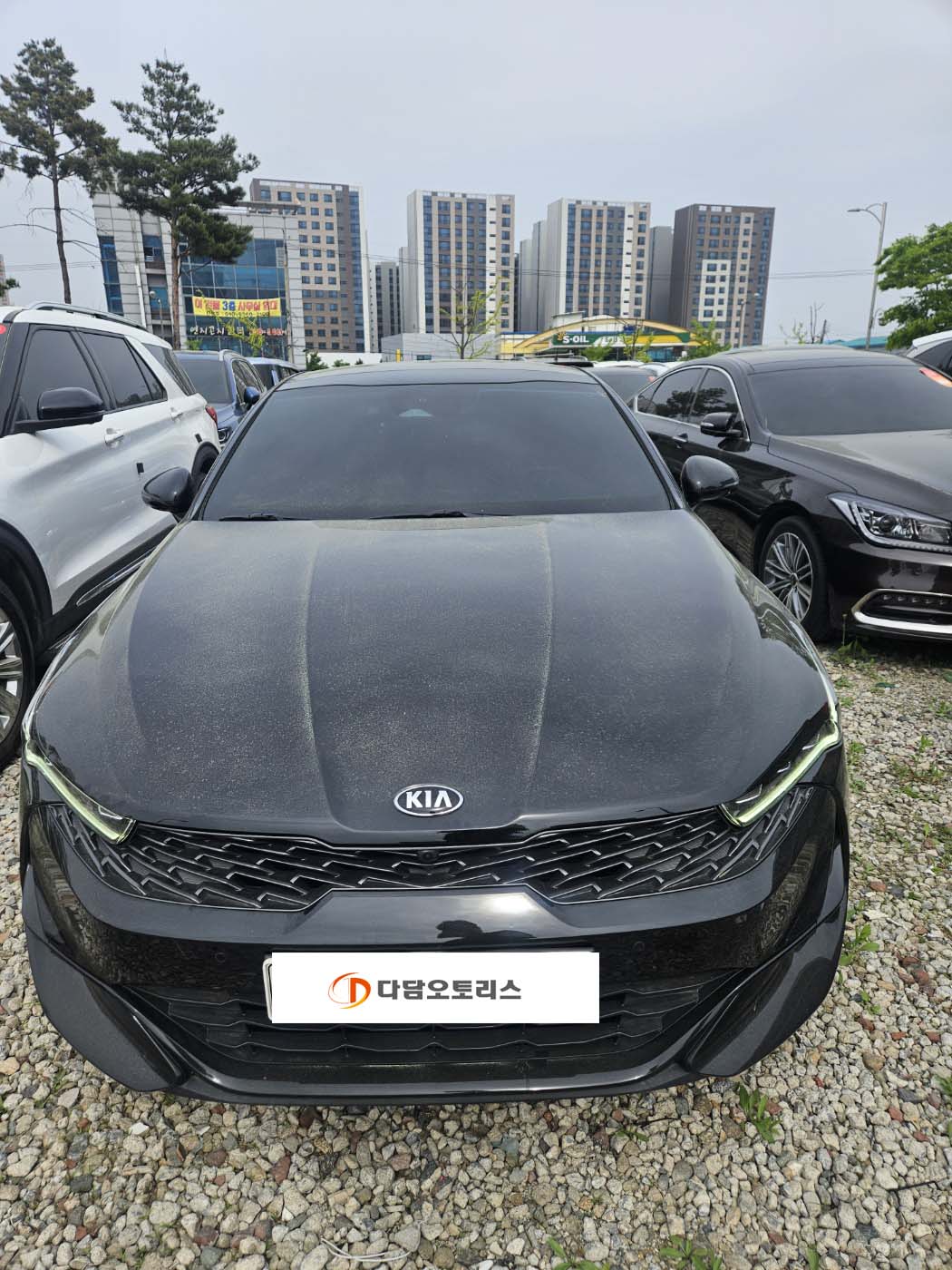 7jcs7yfchbn4623855.jpg